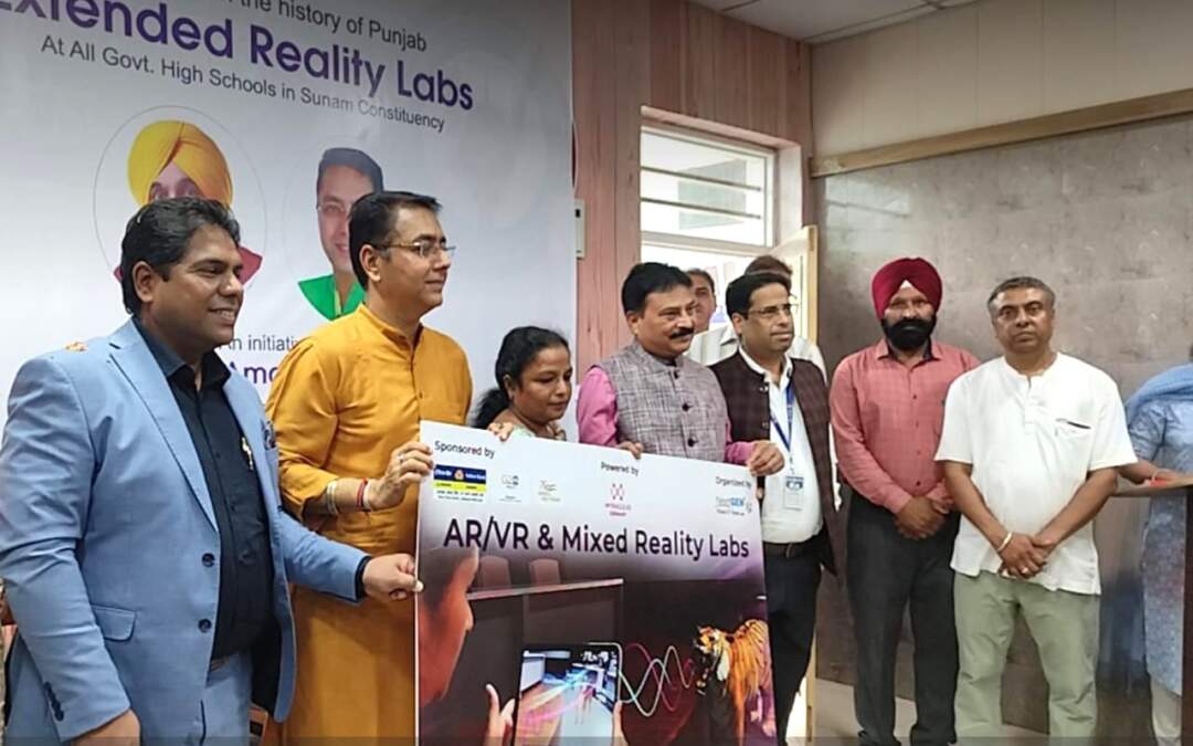 ਸਕੂਲੀ ਸਿੱਖਿਆ ਦੇ ਖੇਤਰ ਵਿੱਚ ਇੱਕ ਹੋਰ ਮੀਲ ਪੱਥਰ; ਅਮਨ ਅਰੋੜਾ ਵੱਲੋਂ ਸੁਨਾਮ ਹਲਕੇ ਦੇ ਸਾਰੇ ਸਰਕਾਰੀ ਹਾਈ ਸਕੂਲਾਂ ਵਿੱਚ 4ਡੀ ਵਿਸ਼ੇਸ਼ਤਾ ਵਾਲੀਆਂ ਐਕਸ.ਆਰ ਲੈਬਜ਼ ਦਾ ਉਦਘਾਟਨ