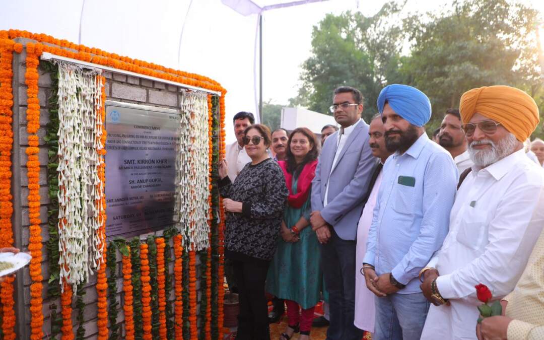 ਐਮ.ਪੀ.ਐਲ.ਏ.ਡੀ. ਫੰਡਾਂ ਤਹਿਤ ਦੀਪ ਕੰਪਲੈਕਸ, ਹੱਲੋਮਾਜਰਾ ਵਿਖੇ ਤੂਫ਼ਾਨ ਦੇ ਪਾਣੀ ਦੀ ਨਿਕਾਸੀ ਪ੍ਰਣਾਲੀ ਨੂੰ ਮਜ਼ਬੂਤ ​​ਕਰਨ ਲਈ ਐਮ.ਸੀ.ਸੀ.