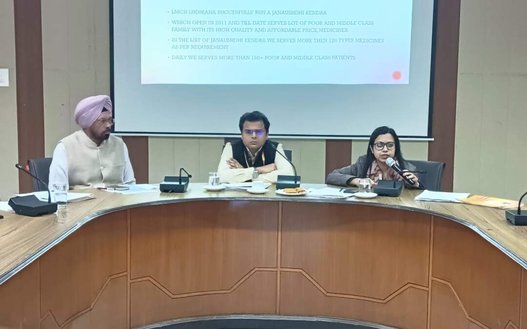 ਕੇਂਦਰੀ ਯੋਜਨਾਵਾਂ ਨੂੰ ਹਾਸ਼ੀਏ ‘ਤੇ ਜੀਵਨ ਬਸਰ ਕਰ ਰਹੇ ਲੋਕਾਂ ਤੱਕ ਯਕੀਨੀ ਬਣਾਇਆ ਜਾਵੇ – ਸਕੱਤਰ ਕਪਿਲ ਮੀਨਾ ਆਈ.ਏ.ਐਸ.