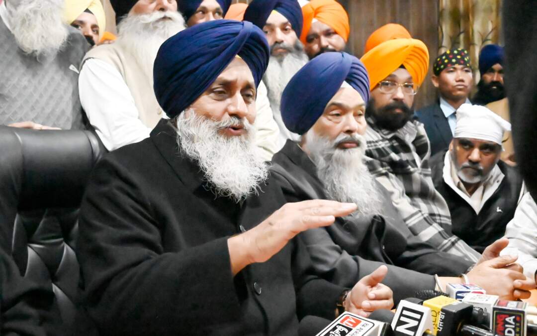 ਸੁਖਬੀਰ ਸਿੰਘ ਬਾਦਲ ਵੱਲੋਂ ਪ੍ਰਧਾਨ ਮੰਤਰੀ ਨੂੰ ਸਿੱਖ ਕੌਮ ਦੀਆਂ ਭਾਵਨਾਵਾਂ ਦਾ ਖਿਆਲ ਰੱਖਦਿਆਂ ਭਾਈ ਬਲਵੰਤ ਸਿੰਘ ਰਾਜੋਆਣਾ ਤੇ ਹੋਰ ਬੰਦੀ ਸਿੰਘ ਜੋ ਲੰਬੇ ਸਮੇਂ ਤੋਂ ਜੇਲ੍ਹਾਂ ਵਿਚ ਬੰਦ ਹਨ, ਦੀ ਰਿਹਾਈ ਲਈ ਢੁਕਵੇਂ ਕਦਮ ਚੁੱਕਣ ਦੀ ਅਪੀਲ