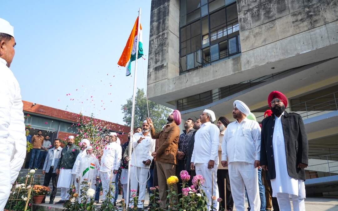 ਪੰਜਾਬ ਕਾਂਗਰਸ ਭਵਨ ਚੰਡੀਗੜ੍ਹ ਵਿਖੇ ਪੀ.ਸੀ.ਸੀ. ਨੇ ਕਾਂਗਰਸ ਸਥਾਪਨਾ ਦਿਵਸ ਮਨਾਇਆ