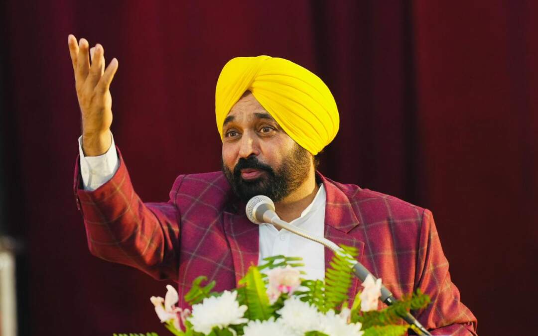 ਮੁੱਖ ਮੰਤਰੀ ਦਾ ਫ਼ਰੀਦਕੋਟ ਵਾਸੀਆਂ ਨੂੰ ਤੋਹਫ਼ਾ; 55.80 ਕਰੋੜ ਰੁਪਏ ਦੇ ਅਹਿਮ ਪ੍ਰਾਜੈਕਟ ਲੋਕਾਂ ਨੂੰ ਕੀਤੇ ਸਮਰਪਿਤ ਤੇ ਕਈ ਪ੍ਰਾਜੈਕਟਾਂ ਦੇ ਨੀਂਹ ਪੱਥਰ ਰੱਖੇ