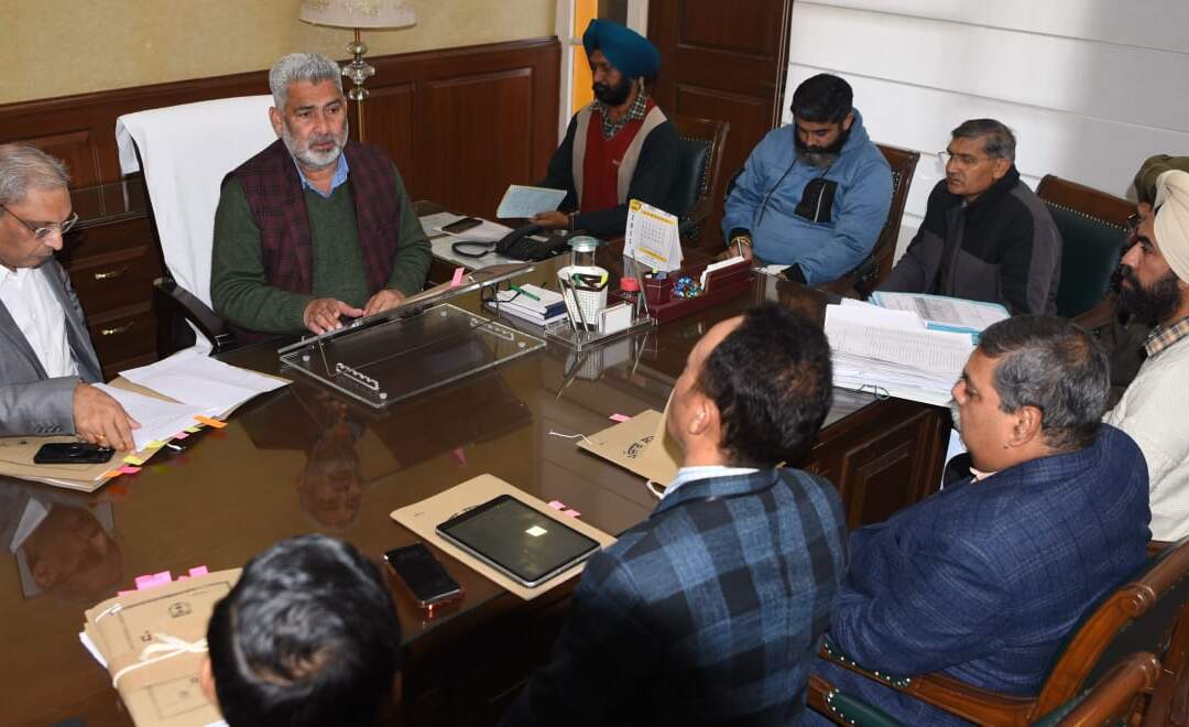 ਤੱਥਾਂ ਦੀ ਪੜਤਾਲ ਉਪਰੰਤ ਐਨ.ਓ.ਸੀ. ਜਾਰੀ ਕਰਨ ਵਿੱਚ ਕੋਈ ਵੀ ਦੇਰੀ ਨਾ ਕੀਤੀ ਜਾਵੇ: ਲਾਲ ਚੰਦ ਕਟਾਰੂਚੱਕ