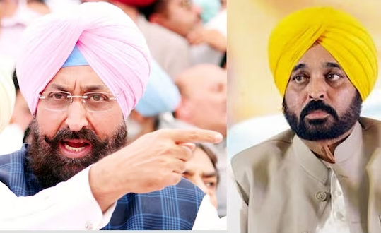 ਬਾਜਵਾ ਨੇ ਪ੍ਰਦਰਸ਼ਨਕਾਰੀ ਮੁਲਾਜ਼ਮਾਂ ਦੀਆਂ ਜਾਇਜ਼ ਮੰਗਾਂ ਮੰਨਣ ‘ਚ ਅਸਫਲ ਰਹਿਣ ‘ਤੇ ਪੰਜਾਬ ਦੇ ਮੁੱਖ ਮੰਤਰੀ ਦੀ ਆਲੋਚਨਾ ਕੀਤੀ