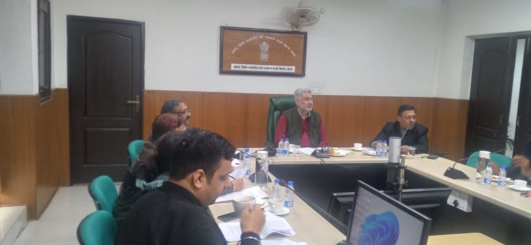 ਪੰਜਾਬ ਸਰਕਾਰ ਕਣਕ ਅਤੇ ਝੋਨੇ ਦੀ ਸੁਚੱਜੀ ਖ਼ਰੀਦ ਨੂੰ ਯਕੀਨੀ ਬਣਾਉਣ ਲਈ ਪੱਲੇਦਾਰਾਂ ਦੇ ਯੋਗਦਾਨ ਨੂੰ ਮਾਨਤਾ ਦਿੰਦੀ ਹੈ: ਲਾਲ ਚੰਦ ਕਟਾਰੂਚੱਕ