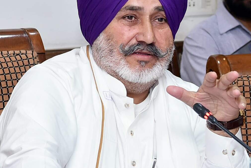 ਹਰ ਖੇਤ ਤੱਕ ਨਹਿਰੀ ਪਾਣੀ ਪੁੱਜਦਾ ਕਰਨ ਲਈ ਚੇਤਨ ਸਿੰਘ ਜੌੜਾਮਾਜਰਾ ਵੱਲੋਂ ਵਿਧਾਇਕਾਂ ਨਾਲ ਰਾਬਤਾ ਮੁਹਿੰਮ