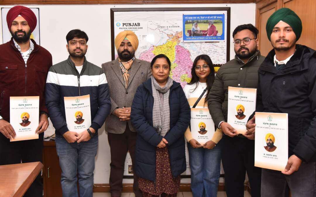 ਡਾ. ਬਲਜੀਤ ਕੌਰ ਨੇ ਸਮਾਜਿਕ ਸੁਰੱਖਿਆ ਵਿਭਾਗ ਦੇ 5 ਕਲਰਕਾਂ ਨੂੰ ਸੌਂਪੇ ਨਿਯੁਕਤੀ ਪੱਤਰ