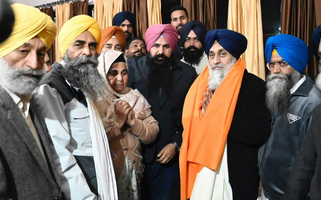 ਸੁਖਬੀਰ ਸਿੰਘ ਬਾਦਲ ਨੇ ਕਾਉਂਕੇ ਪਰਿਵਾਰ ਨਾਲ ਕੀਤੀ ਮੁਲਾਕਾਤ, ਜਥੇਦਾਰ ਕਾਉਂਕੇ ਲਈ ਨਿਆਂ ਹਾਸਲ ਕਰਨ ਵਾਸਤੇ ਪੂਰੀ ਹਮਾਇਤ ਤੇ ਮਦਦ ਦੇਣ ਦਾ ਦੁਆਇਆ ਭਰੋਸਾ