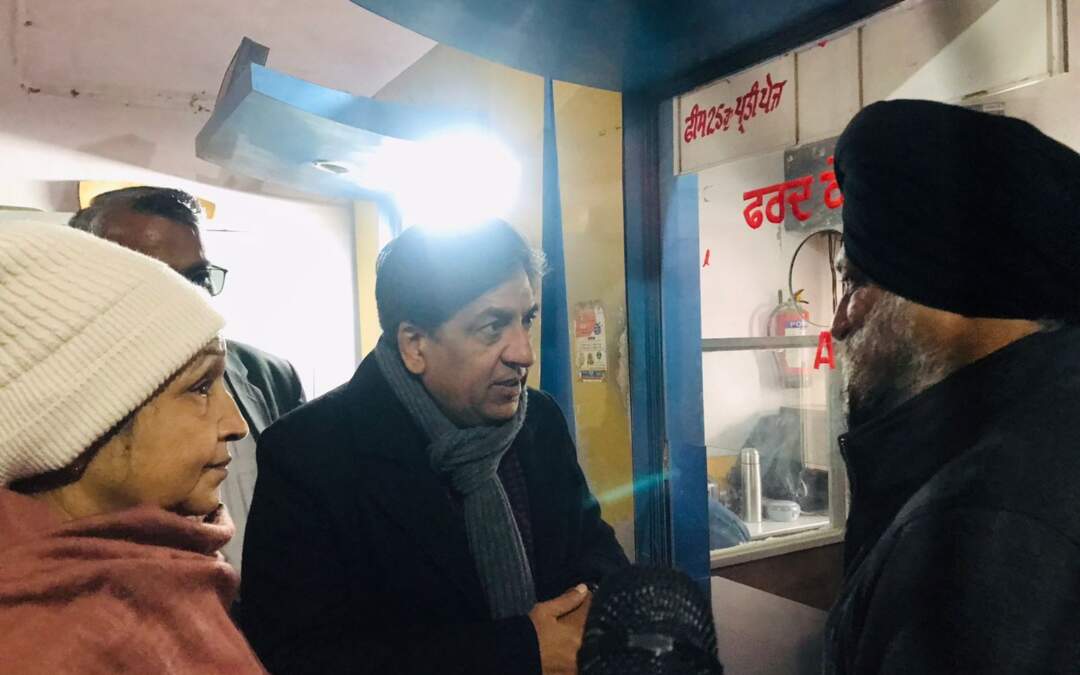 —– ਕੈਬਨਿਟ ਮੰਤਰੀ ਪੰਜਾਬ ਬ੍ਰਮ ਸ਼ੰਕਰ ਜਿੰਪਾ ਨੇ ਜ਼ਿਲ੍ਹਾ ਸ਼ਹੀਦ ਭਗਤ ਸਿੰਘ ਨਗਰ ਦੇ ਤਹਿਸੀਲ ਦਫ਼ਤਰ ਵਿਖੇ ਲੰਬਿਤ ਇੰਤਕਾਲ ਦਰਜ ਕਰਨ ਲਈ ਲਗਾਏ ਵਿਸ਼ੇਸ਼ ਕੈਂਪ ਦਾ ਲਿਆ ਜਾਇਜ਼ਾ