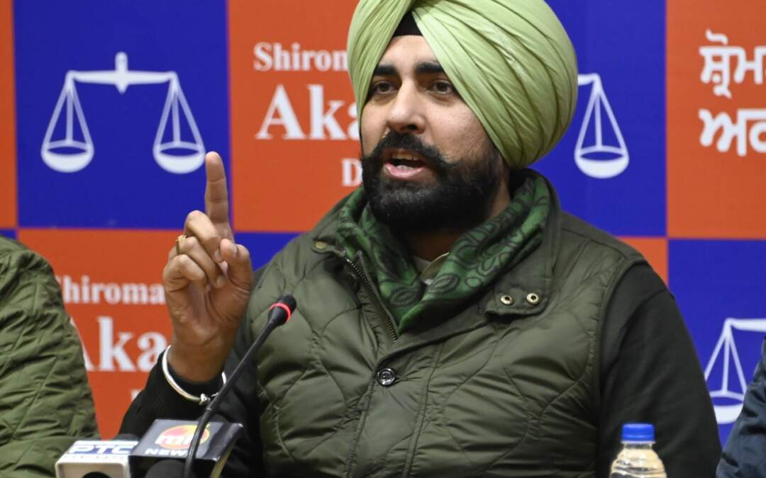 ਸੁਖਬੀਰ ਸਿੰਘ ਬਾਦਲ ਭ੍ਰਿਸ਼ਟ ਤੇ ਪੰਜਾਬ ਵਿਰੋਧੀ ਆਪ ਸਰਕਾਰ ਨੂੰ ਪੰਜਾਬ ਬਚਾਓ ਯਾਤਰਾ ਦੌਰਾਨ ਬੇਨਕਾਬ ਕਰਨਗੇ: ਅਕਾਲੀ ਦਲ