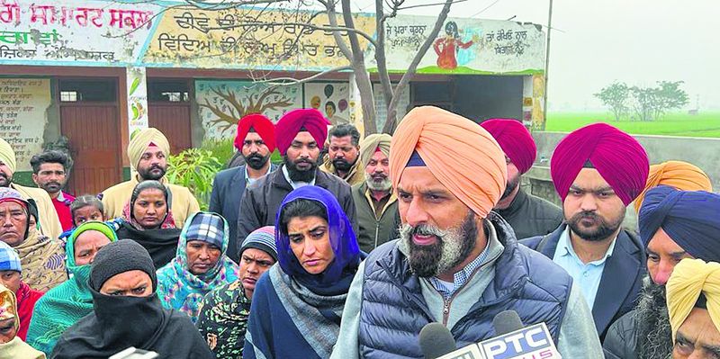 ਮਜੀਠੀਆ ਲੜਕੀਆਂ ਨਾਲ ਛੇੜਛਾੜ ਮਾਮਲੇ ਦੀ ਸੀਬੀਆਈ ਜਾਂਚ ਦੇ ਹੁਕਮ ਦਿਉ ਅਤੇ ਸਿੱਖਿਆ ਮੰਤਰੀ ਹਰਜੋਤ ਬੈਂਸ ਨੂੰ ਬਰਖਾਸਤ ਕਰੋ – ਬਿਕਰਮ ਸਿੰਘ ਮਜੀਠੀਆ