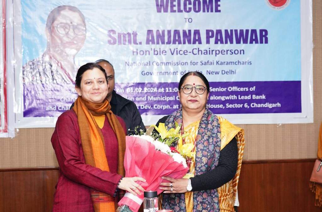ਅੱਜ ਰਾਸ਼ਟਰੀ ਸਫਾਈ ਕਰਮਚਾਰੀ ਕਮਿਸ਼ਨ ਦੀ ਮਾਨਯੋਗ ਵਾਈਸ ਚੇਅਰਪਰਸਨ ਸ਼੍ਰੀਮਤੀ ਅੰਜਨਾ ਪੰਵਾਰ ਦੀ ਪ੍ਰਧਾਨਗੀ ਹੇਠ ਕਮਿਸ਼ਨਰ