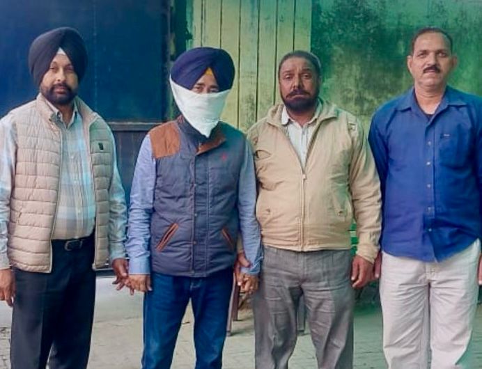 15,000 ਰੁਪਏ ਰਿਸ਼ਵਤ ਮੰਗਣ ਵਾਲਾ ਕਾਨੂੰਗੋ ਵਿਜੀਲੈਂਸ ਬਿਊਰੋ ਵੱਲੋਂ ਕਾਬੂ