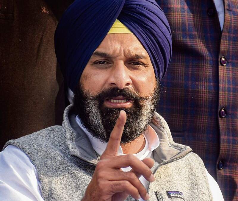 ਭਗਵੰਤ ਮਾਨ ਦੀ ਸਰਕਾਰ ਹਰਿਆਣਾ ਦੇ ਕਿਸਾਨਾਂ ਨਾਲ ਮਿਲੀਭੁਗਤ ਕਰ ਰਹੀ ਹੈ ਕਿਸਾਨਾਂ ਦੇ ਖਿਲਾਫ ਵਿਰੋਧੀ ਧਿਰ : ਬਿਕਰਮ ਸਿੰਘ ਮਜੀਠੀਆ