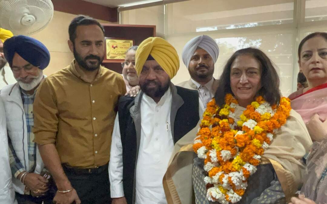 ਕੈਬਨਿਟ ਮੰਤਰੀ ਮੀਤ ਹੇਅਰ ਦੀ ਹਾਜ਼ਰੀ ‘ਚ ਰਾਜ ਲਾਲੀ ਗਿੱਲ ਨੇ ਪੰਜਾਬ ਰਾਜ ਮਹਿਲਾ ਕਮਿਸ਼ਨ ਦੇ ਚੇਅਰਪਰਸਨ ਵਜੋਂ ਅਹੁਦਾ ਸੰਭਾਲਿਆ