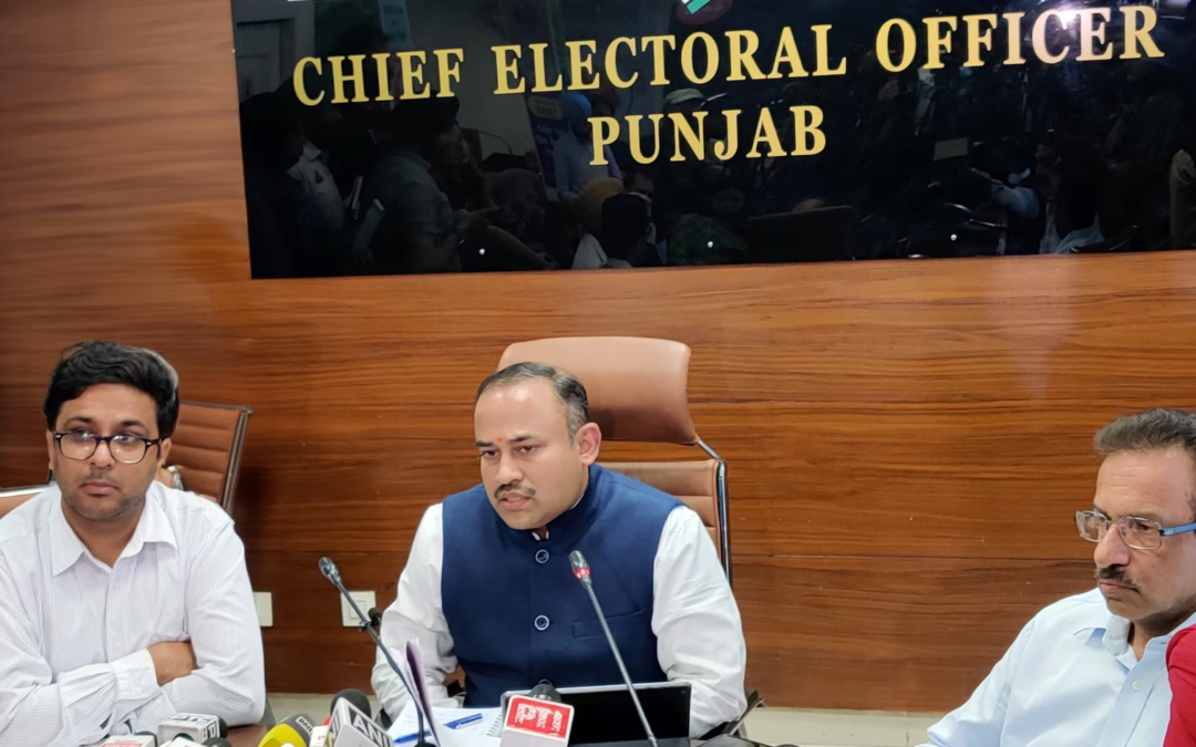 ਫੋਟੋ ਪਹਿਚਾਣ ਪੱਤਰ ਤੋਂ ਇਲਾਵਾ 12 ਹੋਰ ਅਧਿਕਾਰਤ ਦਸਤਾਵੇਜ਼ਾਂ ਰਾਹੀਂ ਪਾਈ ਜਾ ਸਕਦੀ ਹੈ ਵੋਟ: ਸਿਬਿਨ ਸੀ