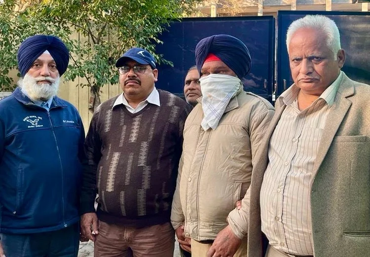 ਵਿਜੀਲੈਂਸ ਬਿਊਰੋ ਨੇ ਗਲਾਡਾ ਦੇ ਫੀਲਡ ਅਫਸਰ ਜ਼ੋਰਾ ਸਿੰਘ ਨੂੰ 4,000 ਰੁਪਏ ਰਿਸ਼ਵਤ ਲੈਣ ਦੇ ਦੋਸ਼ ਕੀਤਾ ਗ੍ਰਿਫਤਾਰ