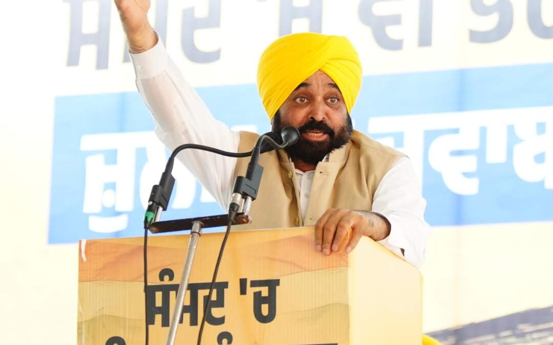 ਮੁੱਖ ਮੰਤਰੀ ਭਗਵੰਤ ਮਾਨ ਨੇ ਬਠਿੰਡਾ ਤੋਂ ‘ਆਪ’ ਉਮੀਦਵਾਰ ਗੁਰਮੀਤ ਖੁੱਡੀਆਂ ਲਈ ਕੀਤਾ ਚੋਣ ਪ੍ਰਚਾਰ, ਬੁਢਲਾਡਾ ‘ਚ ਕੀਤੀ ਜਨਸਭਾ, ਕਿਹਾ- ਇੱਥੋਂ ਮੇਰਾ ਬਹੁਤ ਪੁਰਾਣਾ ਰਿਸ਼ਤਾ ਹੈ