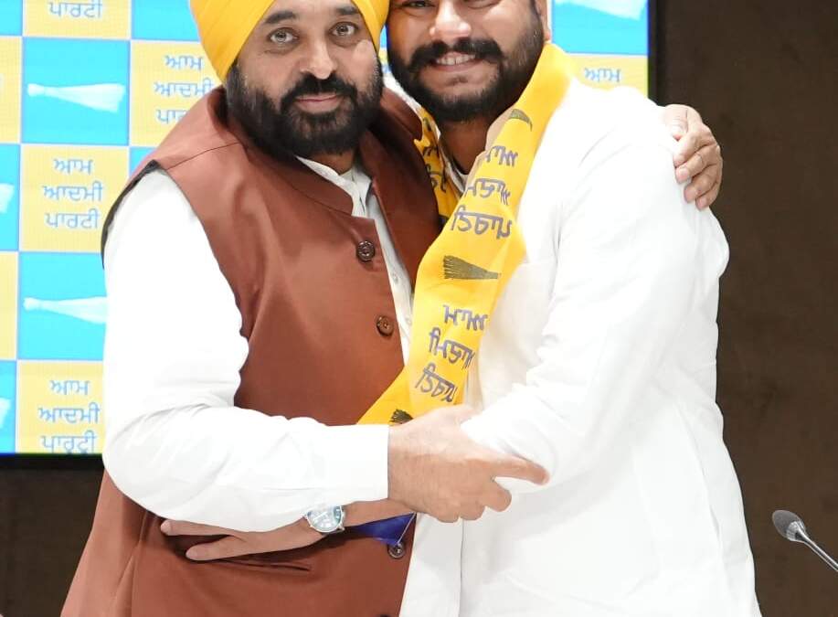 ਸਾਬਕਾ ਕਾਂਗਰਸੀ ਦਲਵੀਰ ਗੋਲਡੀ ਦੇ ‘ਆਪ’ ‘ਚ ਸ਼ਾਮਲ ਹੋਣ ਨਾਲ ਸੰਗਰੂਰ ਵਿੱਚ ਪਾਰਟੀ ਦੀ ਸਥਿਤੀ ਹੋਈ ਹੋਰ ਮਜ਼ਬੂਤ