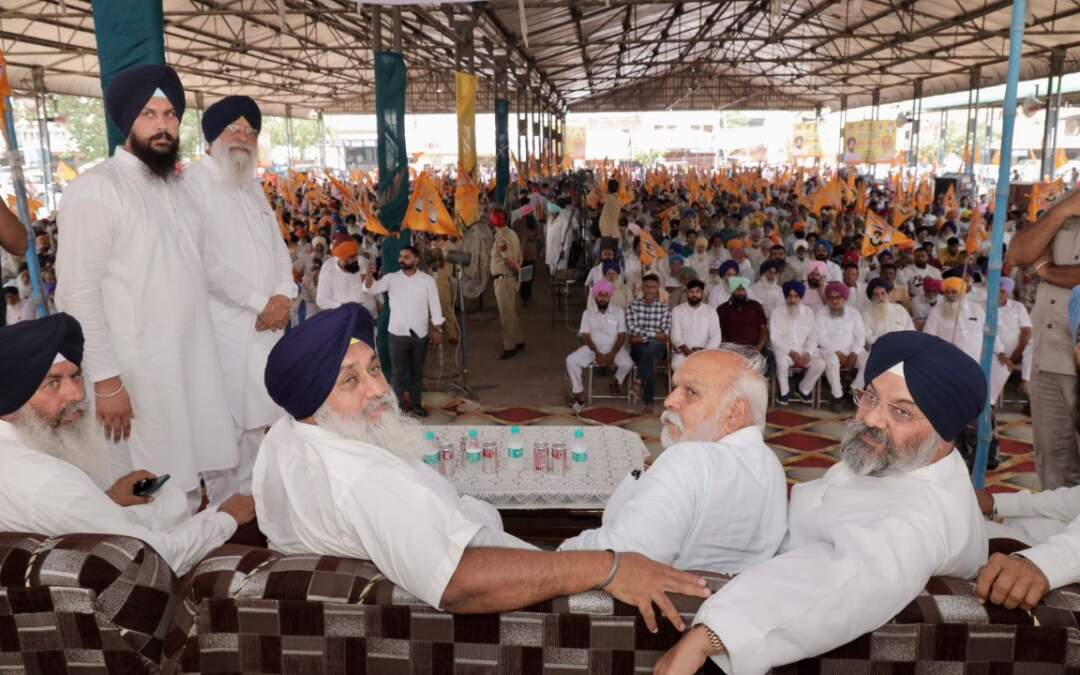 ਅਕਾਲੀ ਦਲ ਮੁਲਾਜ਼ਮਾਂ ਲਈ ਪੁਰਾਣੀ ਪੈਨਸ਼ਨ ਸਕੀਮ ਬਹਾਲ ਕਰੇਗਾ ਤੇ ਠੇਕੇ ’ਤੇ ਕੰਮ ਕਰਦੇ ਮੁਲਾਜ਼ਮਾਂ ਦੀਆਂ ਸੇਵਾਵਾਂ ਰੈਗੂਲਰ ਕਰੇਗਾ: ਸੁਖਬੀਰ ਸਿੰਘ ਬਾਦਲ