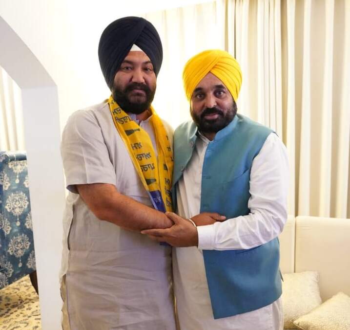ਅੰਮ੍ਰਿਤਸਰ ‘ਚ ਆਮ ਆਦਮੀ ਪਾਰਟੀ ਹੋਈ ਹੋਰ ਵੀ ਮਜ਼ਬੂਤ,ਅਕਾਲੀ ਦਲ ਨੂੰ ਵੱਡਾ ਝਟਕਾ!