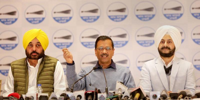 ਯੋਗੀ ਅਦਿੱਤਿਆਨਾਥ ਆਪਣੀ ਕੁਰਸੀ ਬਚਾਉਣ ‘ਤੇ ਧਿਆਨ ਦੇਣ, ਸ਼ਿਵਰਾਜ ਸਿੰਘ ਅਤੇ ਵਸੁੰਧਰਾ ਰਾਜੇ ਤੋਂ ਬਾਅਦ ਹੁਣ ਉਨ੍ਹਾਂ ਦੀ ਵਾਰੀ ਹੈ: ਆਪ