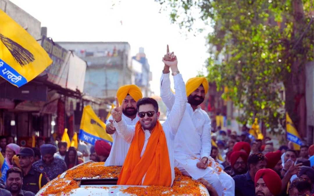 ਆਪ ਸੰਸਦ ਰਾਘਵ ਚੱਢਾ ਨੇ ਸ੍ਰੀ ਅਨੰਦਪੁਰ ਸਾਹਿਬ ਤੋਂ ‘ਆਪ’ਉਮੀਦਵਾਰ ਮਲਵਿੰਦਰ ਸਿੰਘ ਕੰਗ ਲਈ ਕੀਤਾ ਚੋਣ ਪ੍ਰਚਾਰ,ਲੋਕਾਂ ਤੋਂ ਕੰਗ ਨੂੰ ਸੰਸਦ ਵਿੱਚ ਭੇਜਣ ਦੀ ਕੀਤੀ ਅਪੀਲ