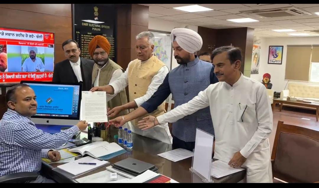 ਪੰਜਾਬ ਦੀ ਸਥਿਤੀ ਬਦਅਮਨੀ ਵੱਲ, ਮੁੱਖ ਚੋਣ ਕਮਿਸ਼ਨਰ ਲੈਣ ਨੋਟਿਸ