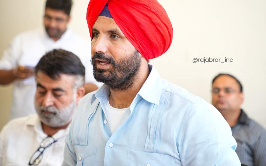 ਕਾਂਗਰਸ ਭਵਨ, ਚੰਡੀਗੜ ਵਿਖੇ ਜ਼ਿਲ੍ਹਾ ਪ੍ਰਧਾਨਾਂ ਨਾਲ ਮੀਟਿੰਗ ਕਰਦੇ ਹੋਏ ਪ੍ਰਦੇਸ਼ ਕਾਂਗਰਸ ਪ੍ਰਧਾਨ