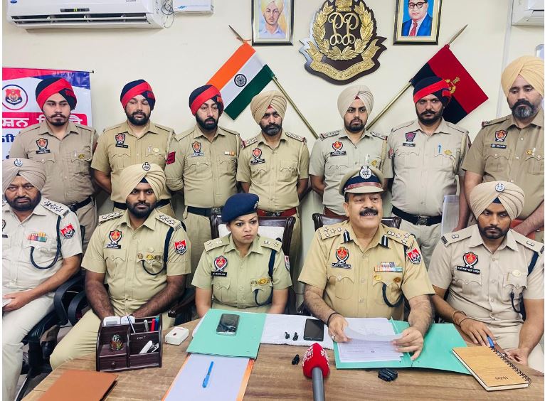 ਪੰਜਾਬ ਪੁਲਿਸ ਵੱਲੋਂ ਦਹਾਕੇ ਦੀ ਸਭ ਤੋਂ ਵੱਡੀ ਅਫੀਮ ਬਰਾਮਦਗੀ; ਫਾਜ਼ਿਲਕਾ ਤੋਂ 66 ਕਿਲੋ ਅਫੀਮ ਸਮੇਤ ਦੋ ਕਾਬੂ
