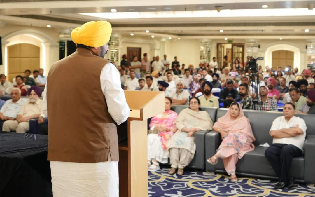 ਮੁੱਖ ਮੰਤਰੀ ਮਾਨ ਨੇ ਜਲੰਧਰ ਵਿੱਚ ਡਾਕਟਰਾਂ ਨਾਲ ਕੀਤੀ ਮੀਟਿੰਗ