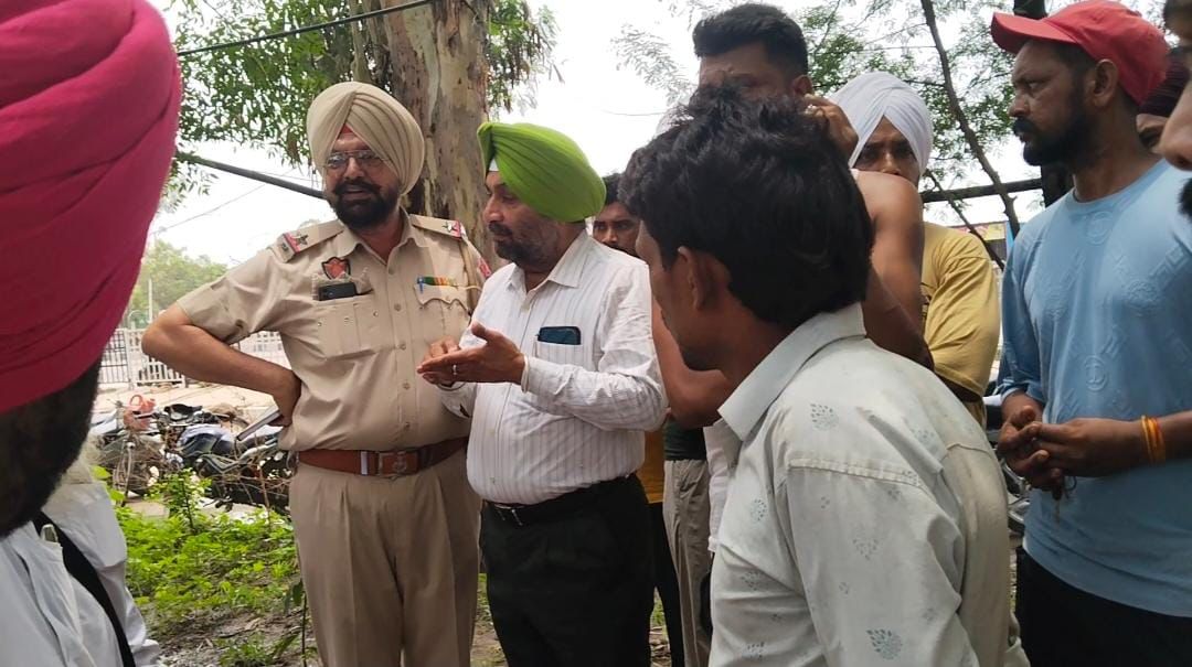 ਪੇਂਡੂ ਵਿਕਾਸ ਤੇ ਪੰਚਾਇਤ ਵਿਭਾਗ ਨੇ ਸਹੌੜਾ ਚ ਪੰਚਾਇਤ ਸੰਮਤੀ ਖਰੜ ਦੀ ਮਾਲਕੀ ਵਾਲੀ ਜ਼ਮੀਨ ਤੋਂ ਨਜਾਇਜ਼ ਕਬਜ਼ਾ ਹਟਾਇਆ