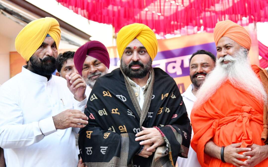 ਮੁੱਖ ਮੰਤਰੀ ਭਗਵੰਤ ਮਾਨ ਨੇ ਜਲੰਧਰ ਪੱਛਮੀ ‘ਚ ਕੀਤੀਆਂ ਚਾਰ ਜਨਤਕ ਮੀਟਿੰਗਾਂ, ਲੋਕਾਂ ਨੂੰ ‘ਆਪ’ ਉਮੀਦਵਾਰ ਨੂੰ ਜਿਤਾਉਣ ਦੀ ਕੀਤੀ ਅਪੀਲ