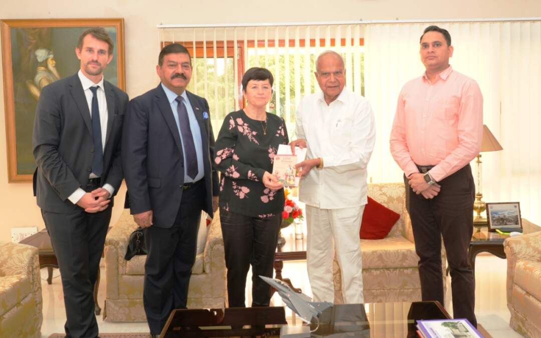 ਵੱਖ-ਵੱਖ ਖੇਤਰਾਂ ਵਿੱਚ ਸਬੰਧਾਂ ਨੂੰ ਮਜ਼ਬੂਤ ​​ਕਰਨ ਲਈ, ਚੈੱਕ ਗਣਰਾਜ ਦੇ ਵਫ਼ਦ ਨੇ ਪੰਜਾਬ ਦੇ ਰਾਜਪਾਲ ਅਤੇ ਪ੍ਰਸ਼ਾਸਕ ਯੂ.ਟੀ., ਚੰਡੀਗੜ੍ਹ ਸ੍ਰੀ. ਬਨਵਾਰੀ ਲਾਲ ਪੁਰੋਹਿਤ