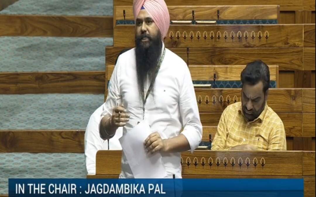 ਕੰਗ ਨੇ ਨੌਜਵਾਨਾਂ ਨੂੰ ਖੇਡਾਂ ਵੱਲ ਪ੍ਰੇਰਿਤ ਕਰਨ ਲਈ ਸਾਬਕਾ ਹਾੱਕੀ ਖਿਡਾਰੀ ਬਲਬੀਰ ਸਿੰਘ ਸੀਨੀਅਰ ਨੂੰ ਭਾਰਤ ਰਤਨ ਦੇਣ ਦੀ ਕੀਤੀ ਮੰਗ