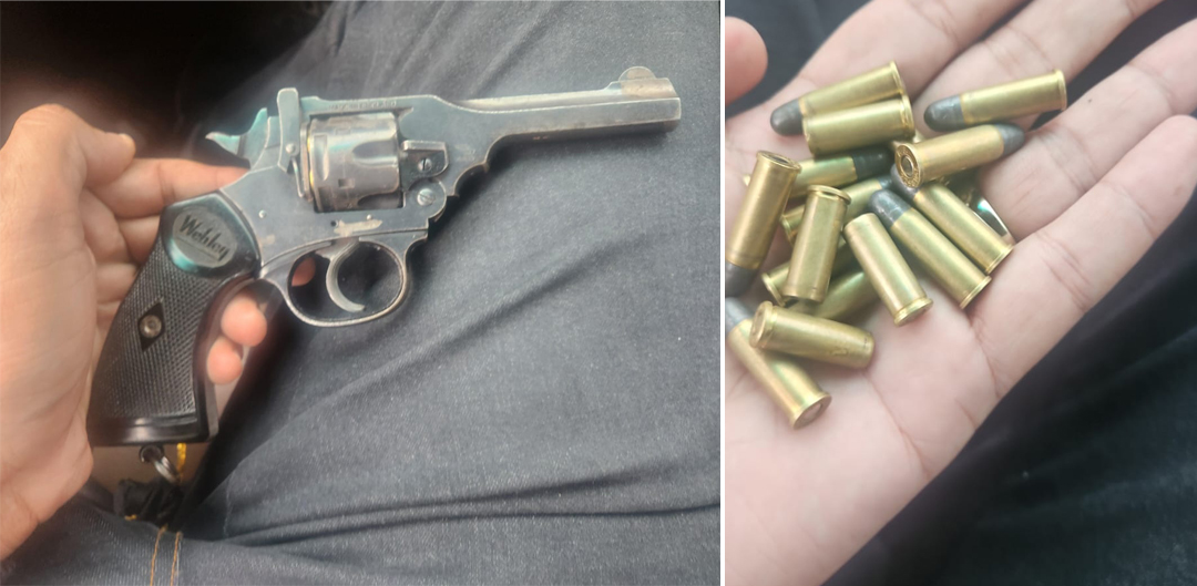 ਸਾਬਕਾ ਅੱਤਵਾਦੀ ਕਤਲ ਮਾਮਲਾ: ਮੁੱਖ ਹਮਲਾਵਰ ਨੇ ਗ੍ਰਿਫਤਾਰੀ ਤੋਂ ਕੁਝ ਘੰਟੇ ਬਾਅਦ ਪੁਲਿਸ ਹਿਰਾਸਤ ਤੋਂ ਭੱਜਣ ਦੀ ਕੀਤੀ ਸੀ ਕੋਸ਼ਿਸ਼ , ਪੁਲਿਸ ਗੋਲੀਬਾਰੀ ਵਿੱਚ ਹੋਇਆ ਫੱਟੜ ; ਦੋ ਹਥਿਆਰ ਬਰਾਮਦ