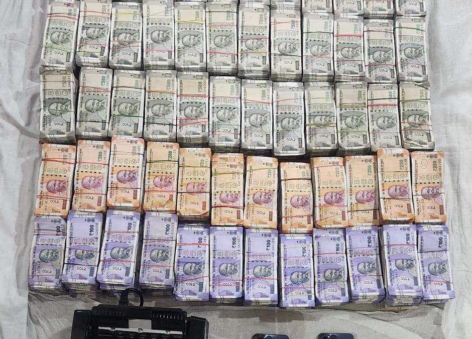 ਪੰਜਾਬ ਪੁਲਿਸ ਨੇ ਨਸ਼ਿਆਂ ਦੇ ਅੰਤਰਰਾਸ਼ਟਰੀ ਨੈੱਟਵਰਕ ਦਾ ਕੀਤਾ ਪਰਦਾਫਾਸ਼; 1.07 ਕਰੋੜ ਰੁਪਏ ਦੀ ਡਰੱਗ ਮਨੀ ਸਮੇਤ ਦੋ ਕਾਬੂ