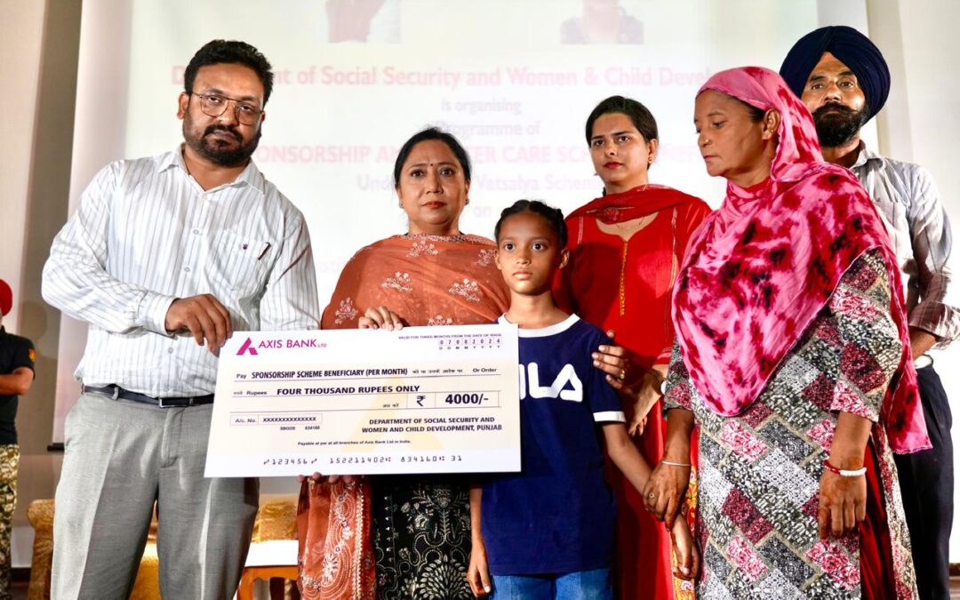 ਮੰਤਰੀ ਬਲਜੀਤ ਕੌਰ ਨੇ ਸਪਾਂਸਰਸ਼ਿਪ ਅਤੇ ਫੋਸਟਰ ਕੇਅਰ ਸਕੀਮ ਤਹਿਤ 1704 ਬੱਚਿਆਂ ਨੂੰ ਵਿੱਤੀ ਸਹਾਇਤਾ ਵੰਡੀ।