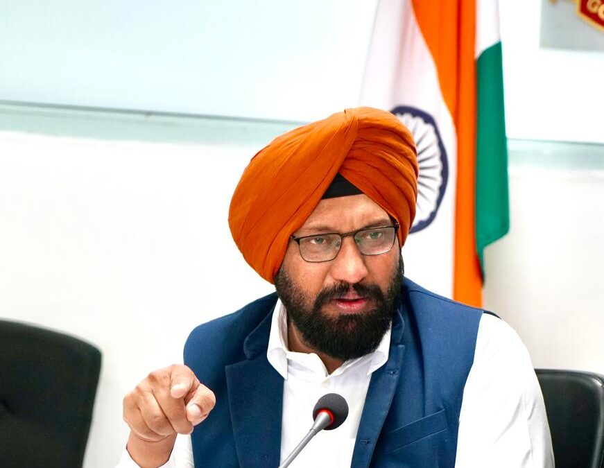 ਸਥਾਨਕ ਸਰਕਾਰਾਂ ਮੰਤਰੀ ਨੇ ਸਮੂਹ ਜ਼ਿਲ੍ਹਿਆਂ ਦੇ ਮਿਉਂਸੀਪਲ ਕਮਿਸ਼ਨਰਾਂ ਅਤੇ ਵਧੀਕ ਡਿਪਟੀ ਕਮਿਸ਼ਨਰਾਂ ਨਾਲ ਕੀਤੀ ਮੀਟਿੰਗ