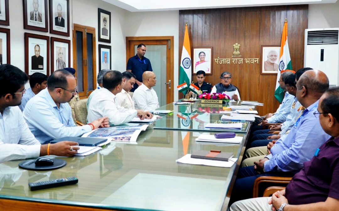 ਪੰਜਾਬ ਵਿਚ ਚੱਲ ਰਹੇ ਸਾਰੇ ਕੇਂਦਰੀ ਪ੍ਰੋਜੈਕਟਾਂ ਨੂੰ ਬਿਨਾਂ ਦੇਰੀ ਦੇ ਮੁਕੰਮਲ ਕੀਤਾ ਜਾਵੇ, ਜੋ ਕੋਈ ਵੀ ਦਿੱਕਤ ਹੈ ਕੇਂਦਰ ਤੇ ਸੂਬਾ ਸਰਕਾਰ ਦੀ ਸਹਾਇਤਾ ਨਾਲ ਹੱਲ ਕੀਤੀ ਜਾਵੇਗੀ: ਗੁਲਾਬ ਚੰਦ ਕਟਾਰੀਆ ਗਵਰਨਰ ਪੰਜਾਬ ਅਤੇ ਪ੍ਰਸਾਸ਼ਕ ਯੂ.ਟੀ ਚੰਡੀਗੜ੍ਹ