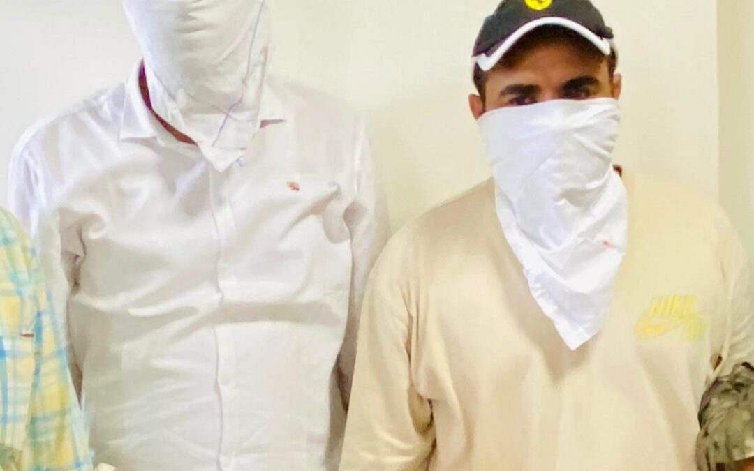 ਫੌਜੀ ਤੋਂ 1,30,000 ਰੁਪਏ ਦੀ ਰਿਸ਼ਵਤ ਲੈਂਦੇ ਦੋ ਆਡੀਟਰ ਵਿਜੀਲੈਂਸ ਬਿਊਰੋ ਵੱਲੋਂ ਰੰਗੇ ਹੱਥੀਂ ਕਾਬੂ