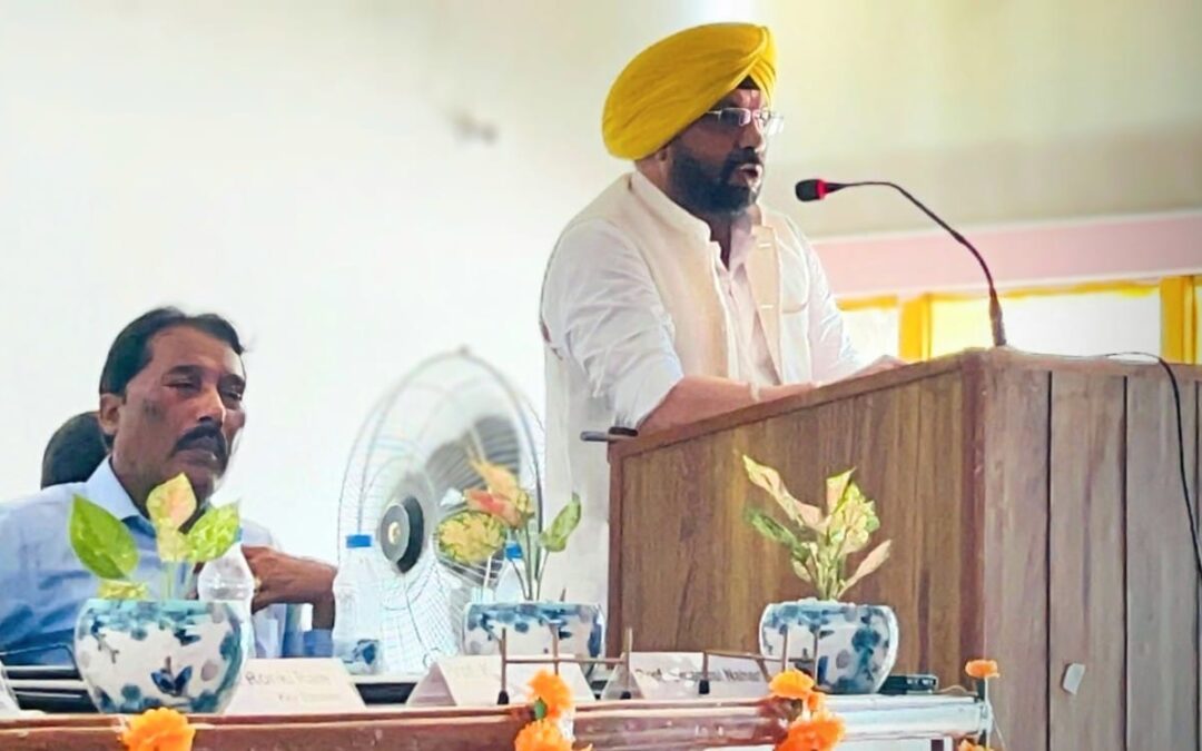 ਕੈਬਨਿਟ ਮੰਤਰੀ ਹਰਭਜਨ ਸਿੰਘ ਈਟੀਓ ਨੇ ਸਮਕਾਲੀ ਸਮਾਜਿਕ ਮੁੱਦਿਆਂ ਦੇ ਹੱਲ ਲਈ ਗਾਂਧੀ ਅਤੇ ਅੰਬੇਡਕਰ ਦੇ ਫਲਸਫ਼ਿਆਂ ਦੀ ਸਾਰਥਕਤਾ ‘ਤੇ ਜ਼ੋਰ ਦਿੱਤਾ