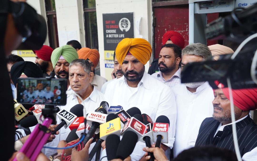 ਰਾਜਾ ਵੜਿੰਗ ਨੇ ਪੰਚਾਇਤੀ ਚੋਣਾਂ ਤੋਂ ਪਹਿਲਾਂ NOC ਜਲਦੀ ਜਾਰੀ ਕਰਨ ਨੂੰ ਯਕੀਨੀ ਬਣਾਉਣ ਲਈ ਡੀਸੀ ਲੁਧਿਆਣਾ ਨਾਲ ਕੀਤੀ ਮੀਟਿੰਗ