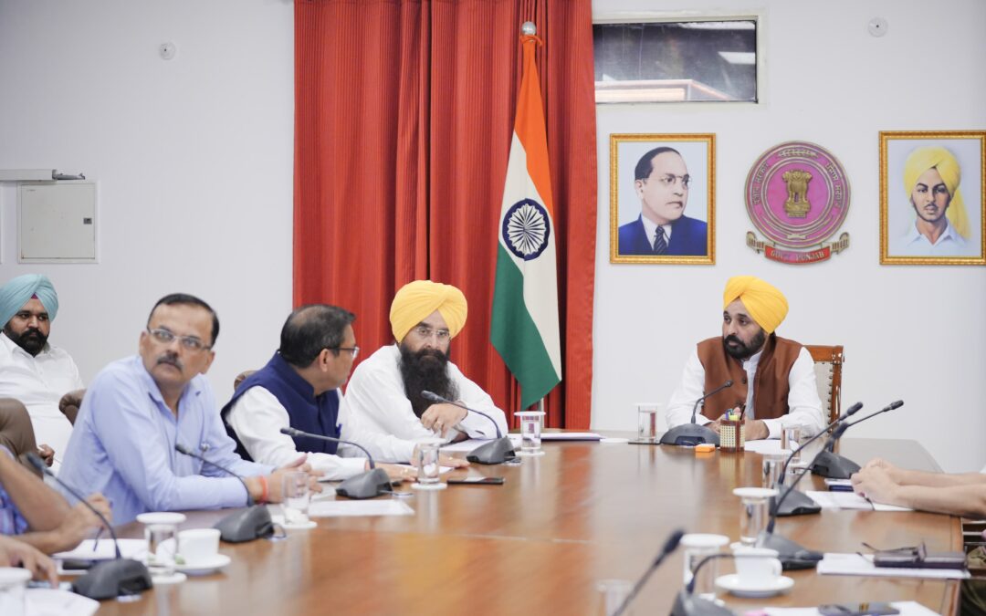 ਸਿਹਤਯਾਬ ਹੋ ਰਹੇ ਮੁੱਖ ਮੰਤਰੀ ਨੇ ਪਰਾਲੀ ਦੇ ਪ੍ਰਬੰਧਨ ਬਾਰੇ ਮੀਟਿੰਗ ਦੀ ਕੀਤੀ ਪ੍ਰਧਾਨਗੀ