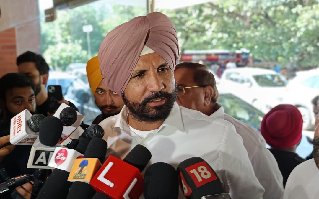 ਸੁਨੀਲ ਜਾਖੜ ਪੰਜਾਬ ਵਿੱਚ 2024 ਦੀਆਂ ਲੋਕ ਸਭਾ ਚੋਣਾਂ ਵਿੱਚ ਭਾਜਪਾ ਦੀ ਅਸਫਲਤਾ ਦੀ ਅਗਵਾਈ ਕਰਨ ਵਾਲਾ ਆਗੂ ਹੈ: ਰਾਜਾ ਵੜਿੰਗ