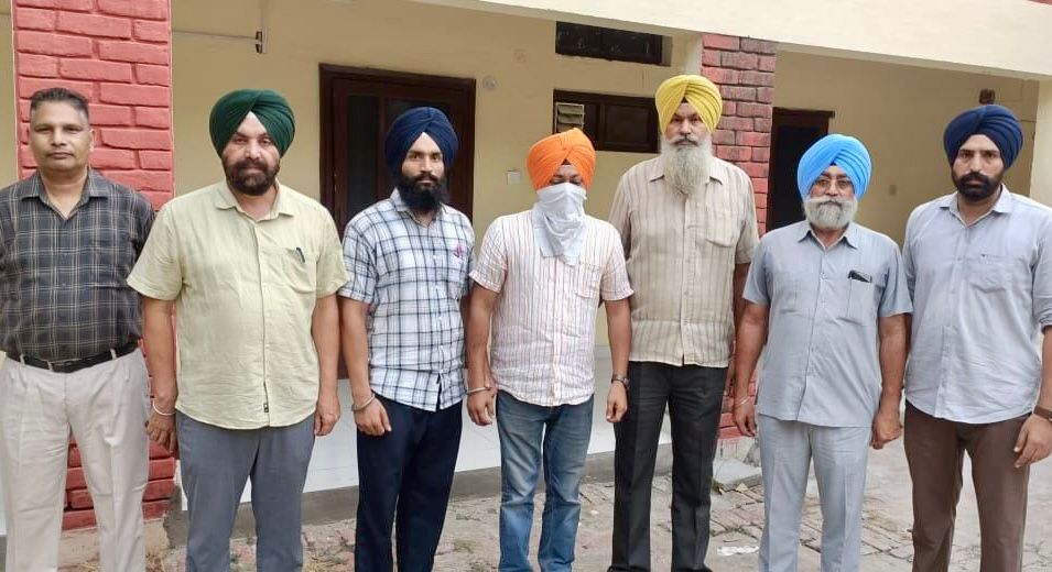 25000 ਰੁਪਏ ਰਿਸ਼ਵਤ ਲੈਂਦਾ ਪੀ.ਐਸ.ਪੀ.ਸੀ.ਐਲ. ਦਾ ਜੇ.ਈ. ਵਿਜੀਲੈਂਸ ਬਿਊਰੋ ਵੱਲੋਂ ਕਾਬੂ