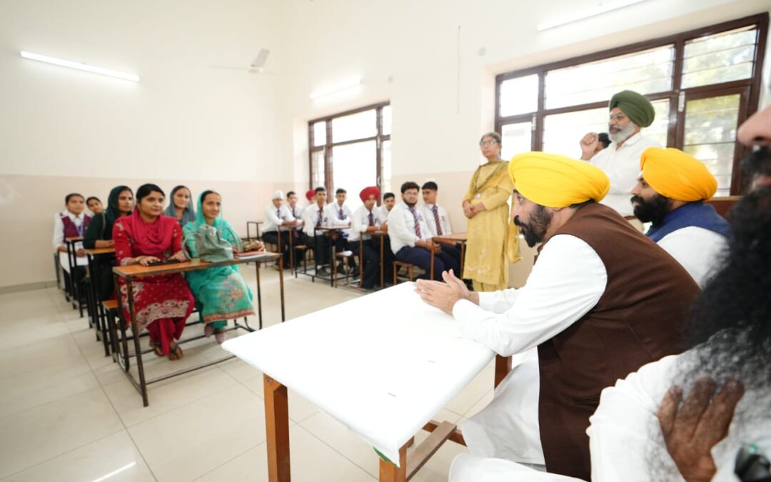 ਮੈਗਾ ਪੀ.ਟੀ.ਐਮ. ਨੇ ਪੰਜਾਬ ਵਿੱਚ ਸਿੱਖਿਆ ਪ੍ਰਣਾਲੀ ਦੀ  ਨੁਹਾਰ ਬਦਲੀ: ਵਿਦਿਆਰਥੀਆਂ ਤੇ ਮਾਪਿਆਂ ਨੇ ਮੁੱਖ ਮੰਤਰੀ ਨੂੰ ਦਿੱਤੀ ਜਾਣਕਾਰੀ