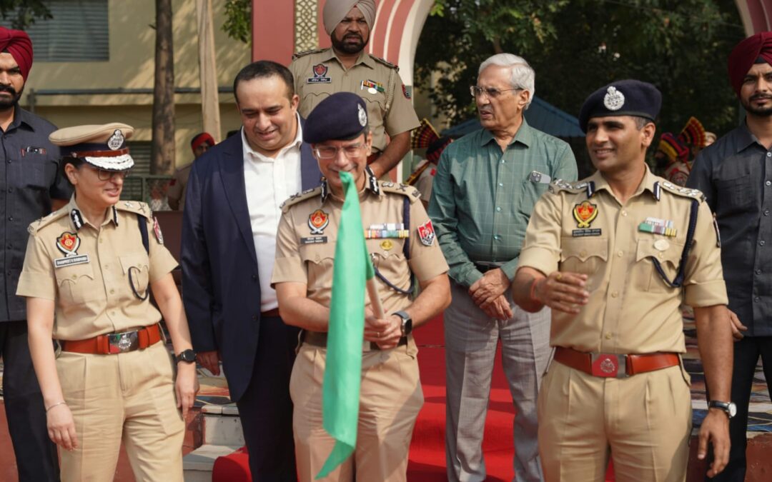 ਡੀਜੀਪੀ ਗੌਰਵ ਯਾਦਵ ਨੇ 14 ਪੀਸੀਆਰ ਵੈਨਾਂ ਨੂੰ ਹਰੀ ਝੰਡੀ, ਲੁਧਿਆਣਾ ਨੂੰ ਸੁਰੱਖਿਅਤ ਸ਼ਹਿਰ ਬਣਾਉਣ ਦਾ ਲਿਆ ਸਹੁੰ