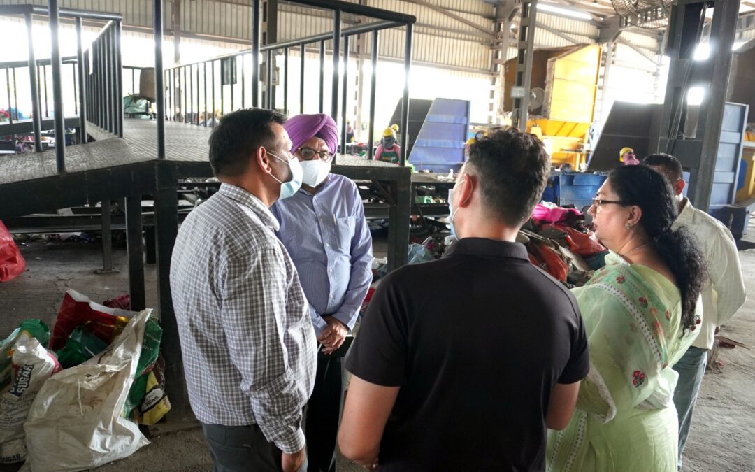 ਕਮਿਸ਼ਨਰ ਵੱਲੋਂ ਦਾਦਾਮਾਜਰਾ ਵਿਖੇ ਵਿਰਾਸਤੀ ਮਾਈਨਿੰਗ ਸਾਈਟ ਅਤੇ ਕੰਪੋਸਟ ਪਲਾਂਟ ਦਾ ਦੌਰਾ; ਕੰਮ ਦਾ ਟੈਕਸ ਸਟਾਕ ਜਾਰੀ ਹੈ