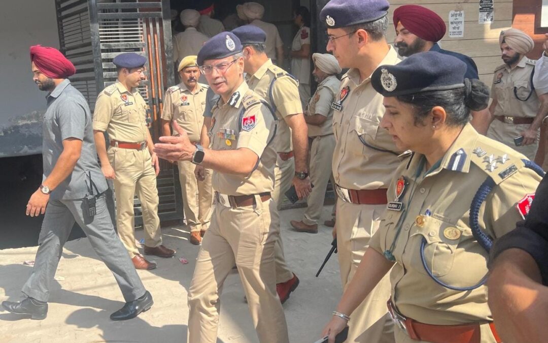 ਗਲੀ-ਮੁਹੱਲਿਆਂ ਵਿੱਚ ਹੁੰਦੇ ਅਪਰਾਧਾਂ ਨੂੰ ਨੱਥ ਪਾਉਣ ਲਈ ਡੀਜੀਪੀ ਗੌਰਵ ਯਾਦਵ ਪੰਜਾਬ ਪੁਲਿਸ ਨੇ ‘ਕਾਸੋ ਫਾਰ ਸੇਫ਼ ਨੇਬਰਹੁੱਡ’ ਆਪ੍ਰੇਸ਼ਨ ਦੀ ਖੁਦ ਕੀਤੀ ਅਗਵਾਈ